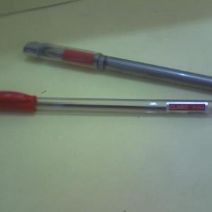 قلم حبر أحمر/حبة