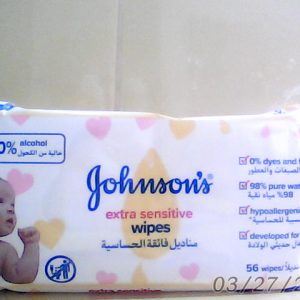 Johnsons Extra Sensitive Baby Wipes 56 Pcs-Yellow^^1