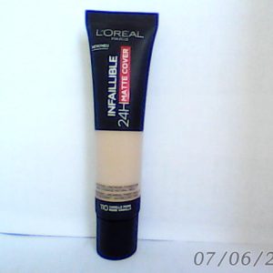 Loreal Infaillible Foundation Tube -Rose Vanilla