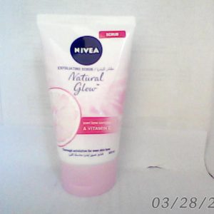 Nivea Natural Glow Exfoliating Scrub 100ml