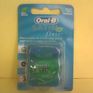 Oral B Satin Dental Floss 25m Del