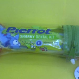 Pierrot Kids Sharky Dental Kit(T/B+T/P+Cap+Base+Squezzer)1 $Perm